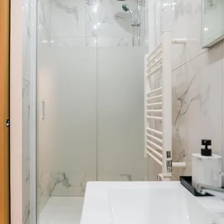 Nicehome Massena Apartment